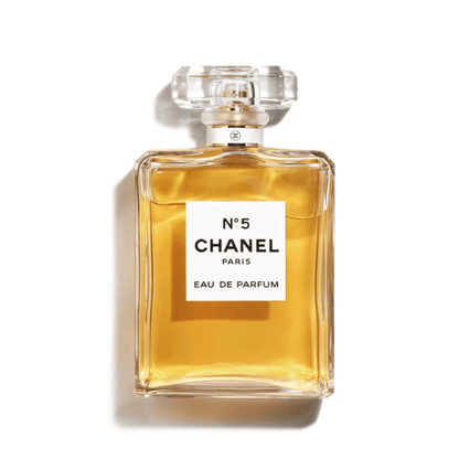 BUENA CHICA, CHANEL Nº5, FAMA